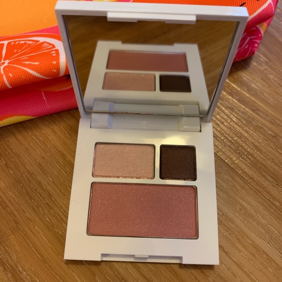 NWT Clinique makeup bag, eye shadow, and lipstick - Picture 3 of 5